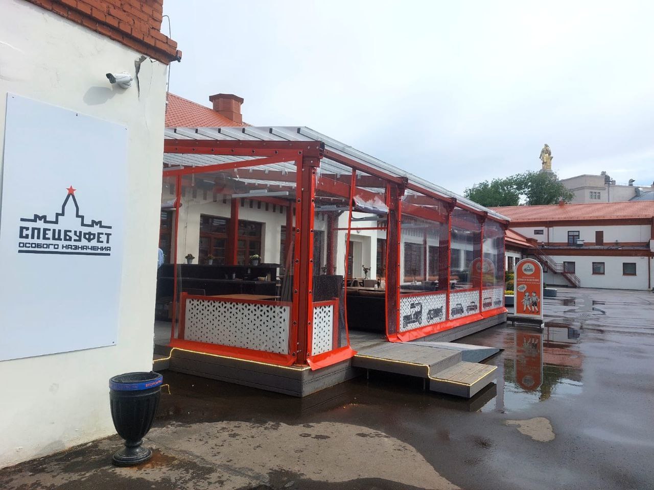 ПВХ шторы для летней террасы кафе в Пошехонье